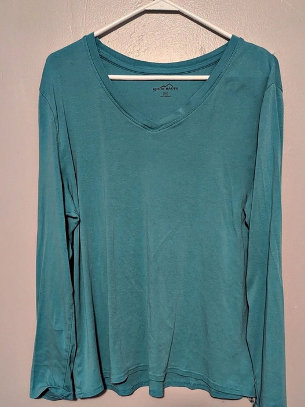 Eddie Bauer Long Sleeve V-Neck Top